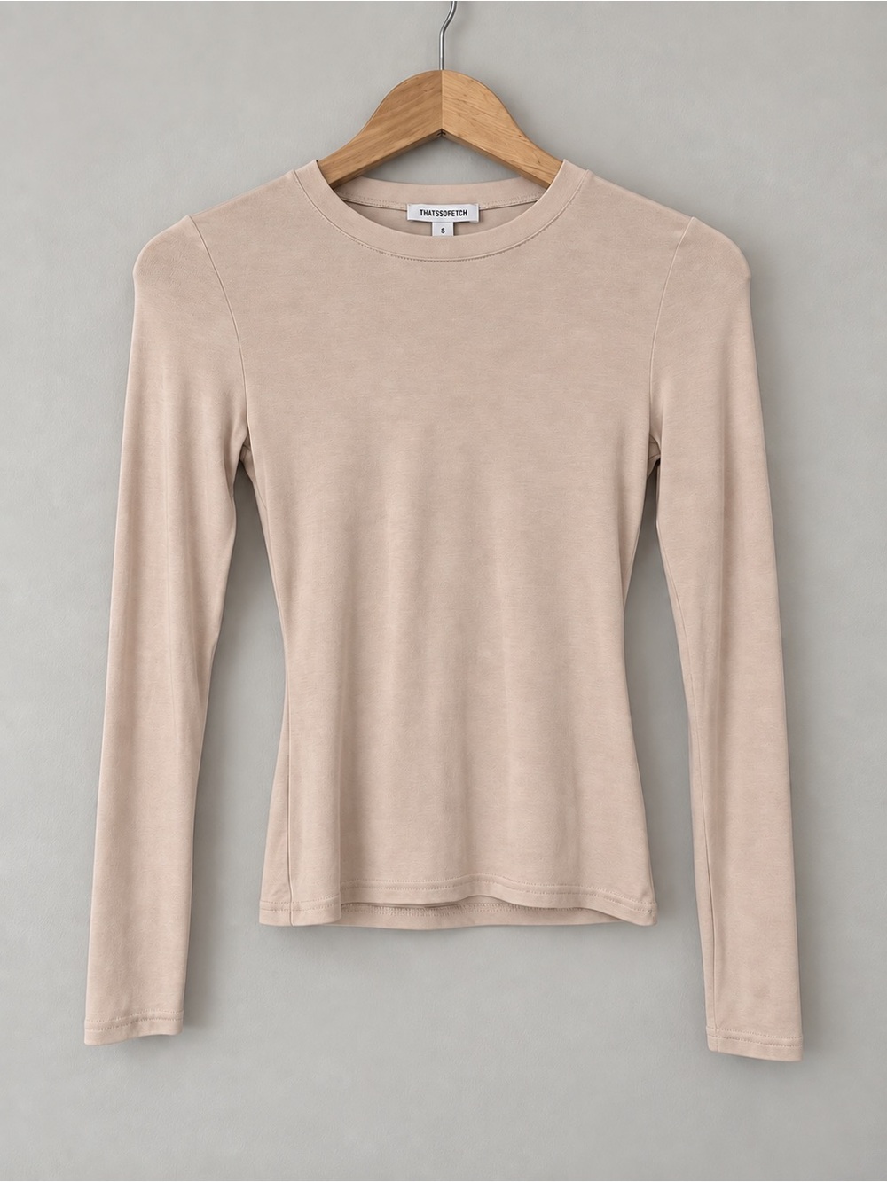 That’s So Fetch Amos Long Sleeve Tee Beige US 2 Fitted Stretch Top NWT